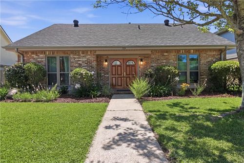 129 Rex Dr, River Ridge, LA, 70123-3530 | Card Image