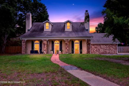 114 Linnet Drive, Ocean Springs, MS, 39564 | Card Image