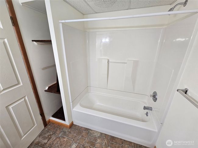 33601 Us Highway 97, House other with 4 bedrooms, 4 bathrooms and null parking in Oroville WA | Image 29