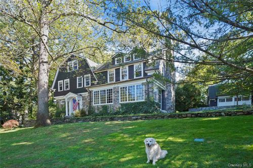 534 Pelham Manor Rd, Pelham, NY, 10803-2526 | Card Image