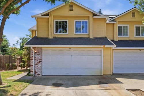1676 Wildflower Cir, Yuba City, CA, 95993-8017 | Card Image