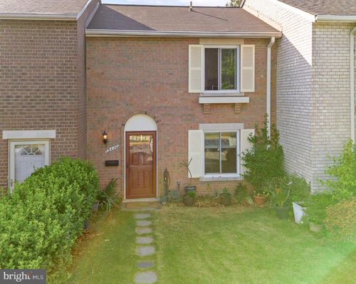 19420 Thomas Farm Rd, GAITHERSBURG, MD, 20886-5008 | Card Image