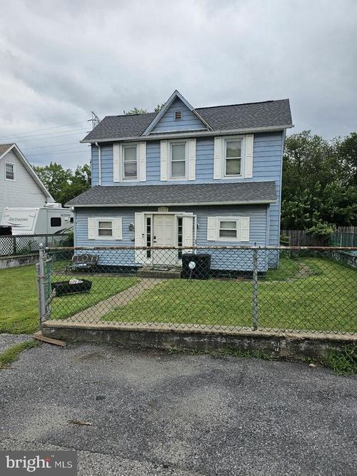 2219 Old Eastern Ave, Middle River, MD, 21220-4720 | Card Image
