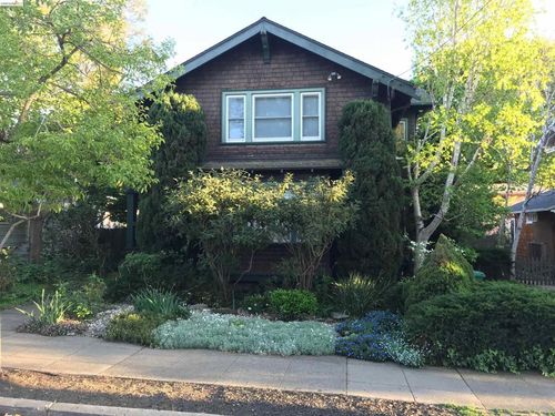 2800 Prince St, Berkeley, CA, 94705-2615 | Card Image