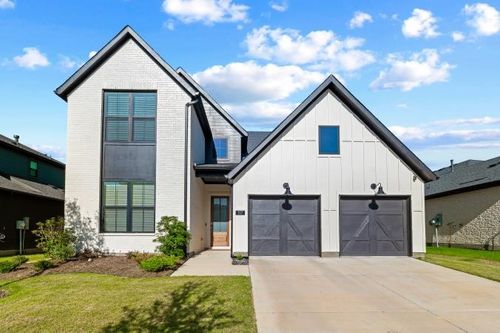 117 Paxton Cir, Arlington, TX, 76013-2714 | Card Image