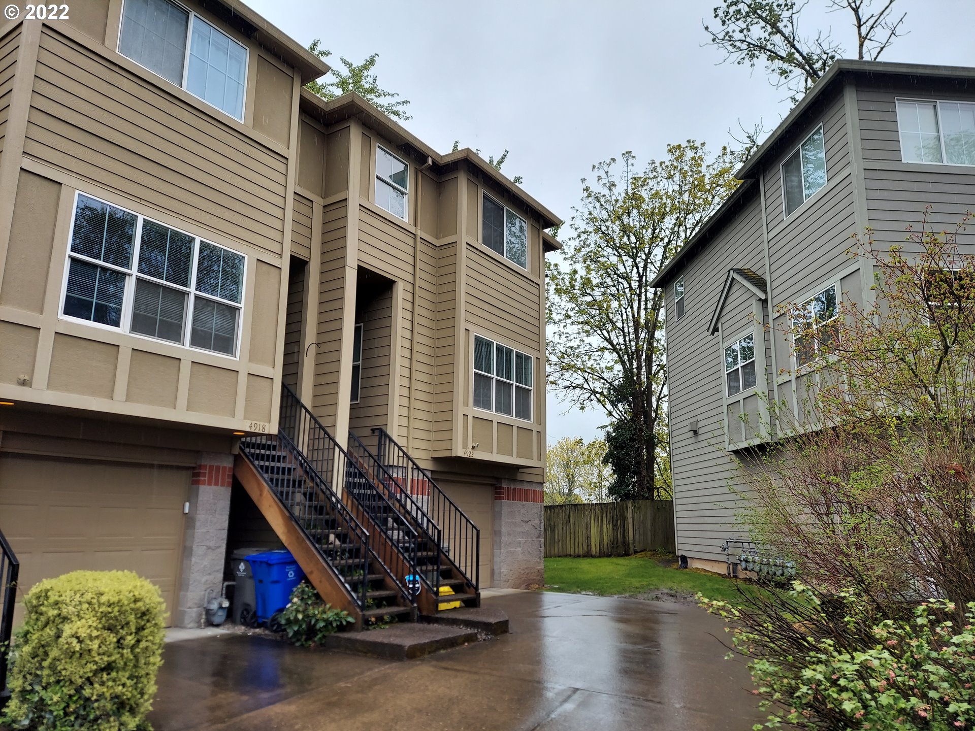 1st Ave, Portland, OR 97239