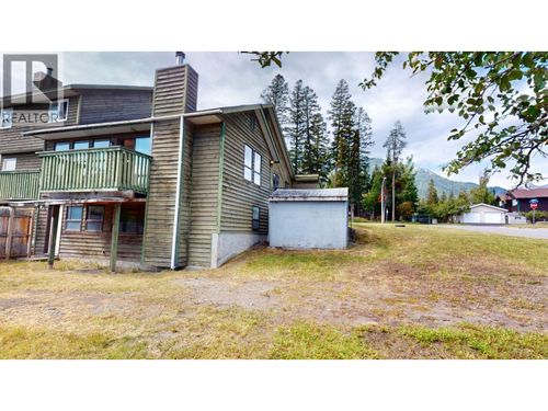 100 Cariboo Dr, Elkford, BC, V0B1H0 | Card Image