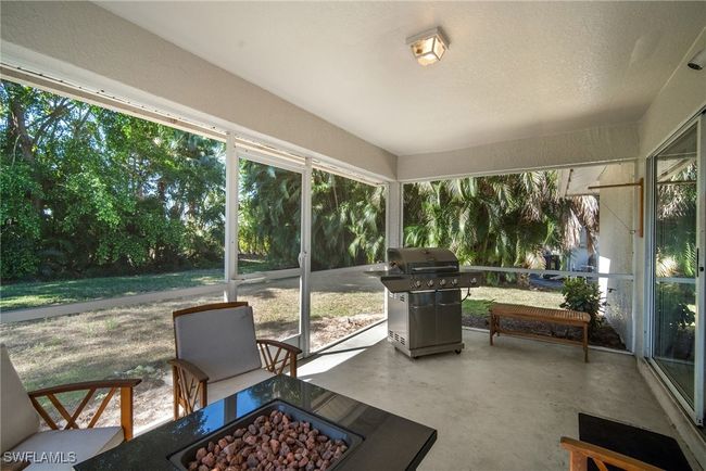 23485 Olde Meadowbrook Cir, House other with 3 bedrooms, 2 bathrooms and null parking in ESTERO FL | Image 28