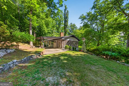668 Cross St, Clayton, GA, 30525-2809 | Card Image