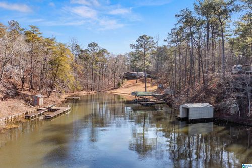 42 S Cove Rd, SYLACAUGA, AL, 35151-5474 | Card Image