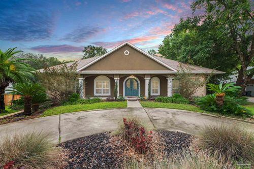 1011 Bucyrus Ln, Cantonment, FL, 32533-4885 | Card Image