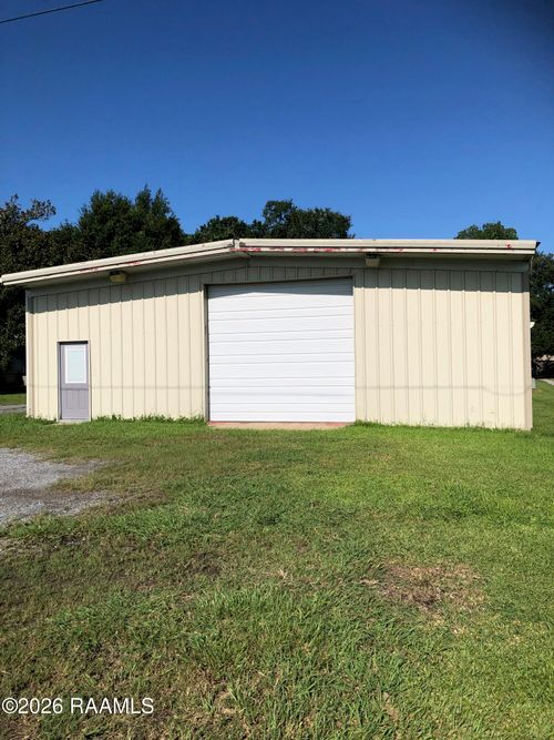 7938 U.S. Hwy 167, Abbeville, LA, 70510 | Card Image