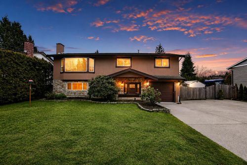 19714 36 Ave, Langley, BC, V3A7G1 | Card Image