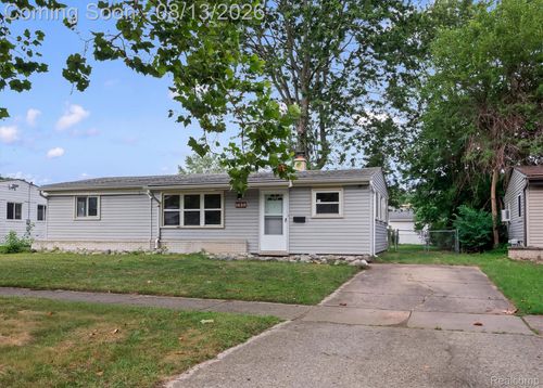 1420 S Carlson St, Westland, MI, 48186-4007 | Card Image