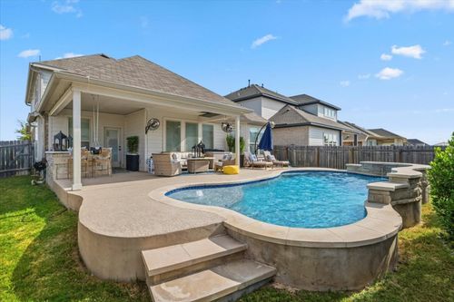 6401 Golden Bough Ln, Pflugerville, TX, 78660-6897 | Card Image