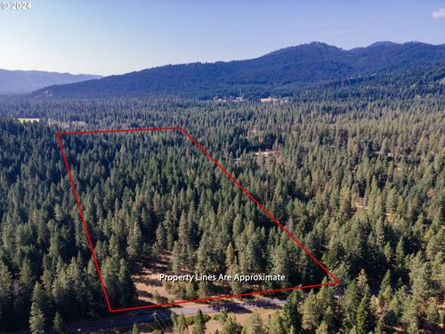 146 Stadelman Dr, Trout Lake, WA, 98650-2034 | Card Image