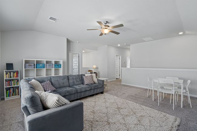 134 Stellers Swoop, House other with 5 bedrooms, 3 bathrooms and 4 parking in Cedar Creek TX | Image 19