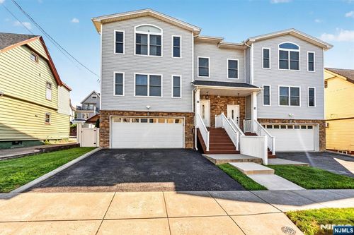 12 Washington Pl, Garfield, NJ, 07026-3118 | Card Image