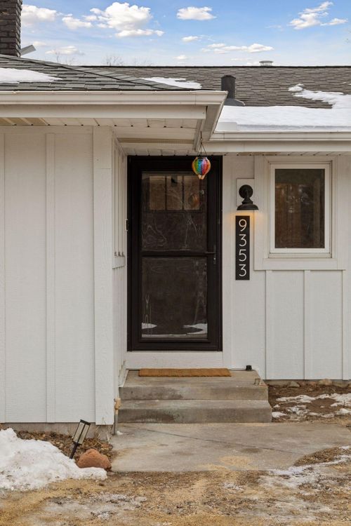 9353 Stonebridge Trl N, Stillwater, MN, 55082-9567 | Card Image