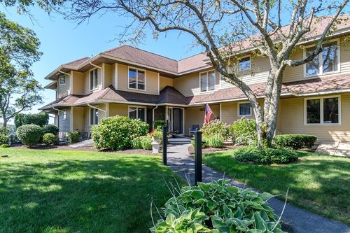 4-4 Dogwood Rd, Bourne, MA, 02532-2227 | Card Image