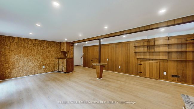 34 Cedarbank Cres, House other with 4 bedrooms, 2 bathrooms and 3 parking in North York ON | Image 16