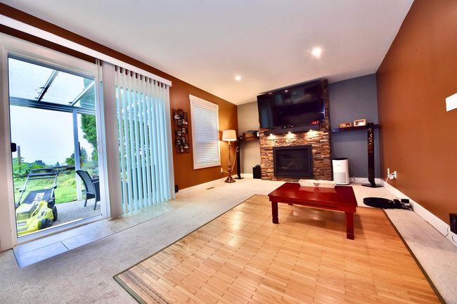 46457 Edgemont Pl, House other with 4 bedrooms, 2 bathrooms and 5 parking in Chilliwack BC | Image 23