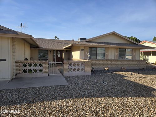 10461 W Wininger Cir, Sun City, AZ, 85351-4732 | Card Image