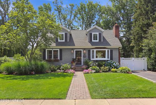 96 Lake Shore Dr, Red Bank, NJ, 07701-5840 | Card Image