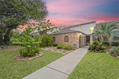 11012 Francoise Blvd, Houston, TX, 77042-2617 | Card Image