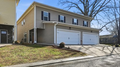 6752 Palms Ct, Chattanooga, TN, 37421-1275 | Card Image