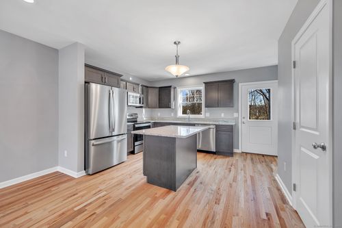 apt-27-88 Woodhouse Ave, Wallingford, CT, 06492-4964 | Card Image