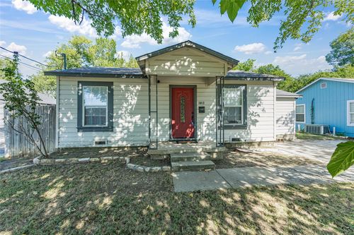 3012 Hunter Street, Fort Worth, TX, 76112 | Card Image