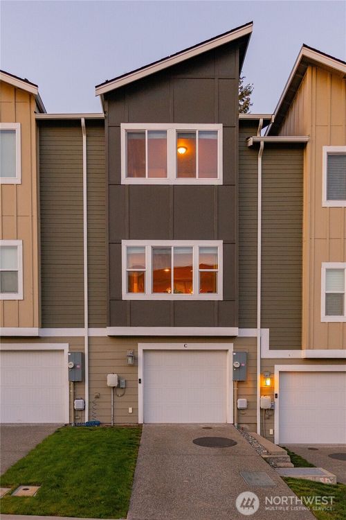 c-17533 110th Ave E, Puyallup, WA, 98374-1013 | Card Image