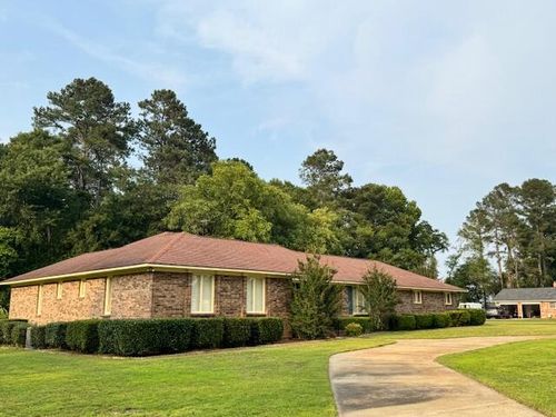 1682 Heritage Dr, Manning, SC, 29102-8981 | Card Image