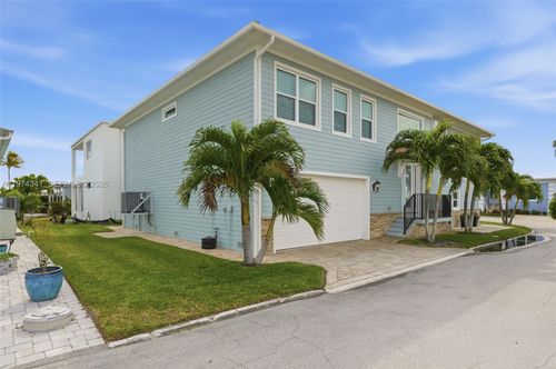 10751 S Ocean Dr, Jensen Beach, FL, 34957-2630 | Card Image
