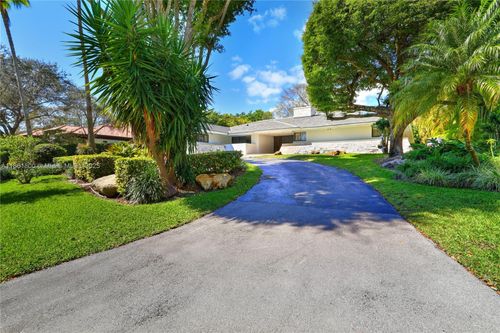 7322 Vistalmar St, Coral Gables, FL, 33143-6442 | Card Image