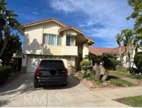 12711 Castleford Ln, Cerritos, CA, 90703-7219 | Card Image