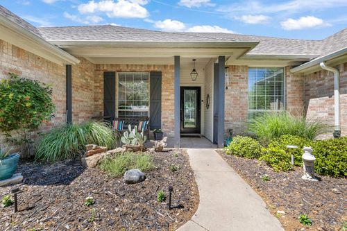 218 Granada Calle St, Granbury, TX, 76049-1426 | Card Image