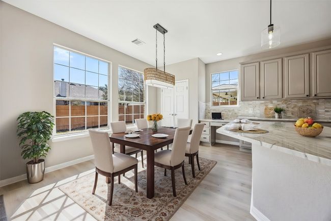 9201 Cessna Ln, House other with 5 bedrooms, 4 bathrooms and null parking in Austin TX | Image 4