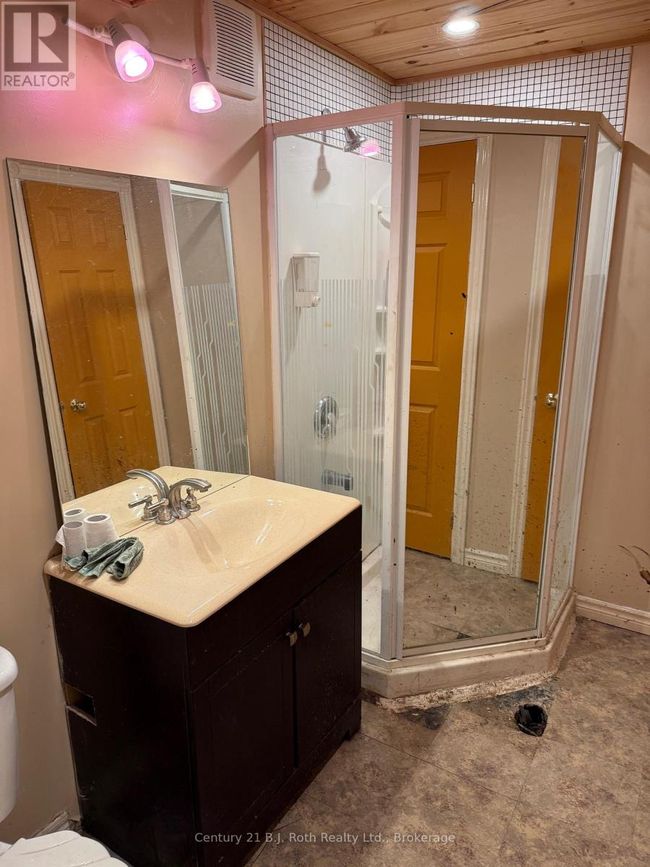 1087 Merkley Rd, House other with 2 bedrooms, 3 bathrooms and 10 parking in Gravenhurst ON | Image 29