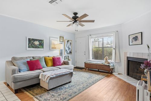 1018-2215 Post Rd, Austin, TX, 78704-4362 | Card Image