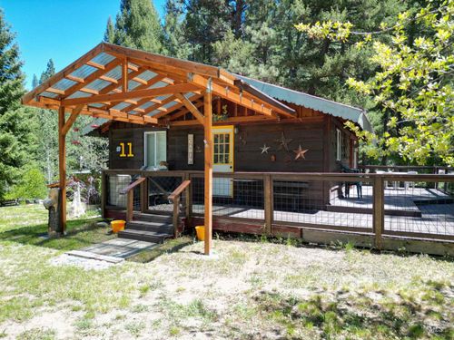 11 Valley View Way, Lowman, ID, 83637-7080 | Card Image