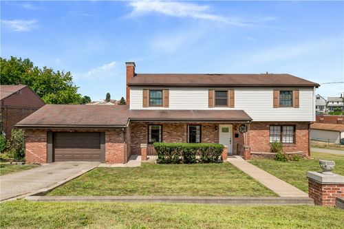 697 Harlem St, Hazelwood, PA, 15207-1228 | Card Image