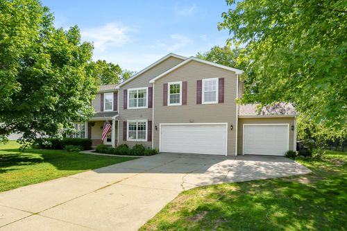 6737 Annandale Dr, Kalamazoo, MI, 49009-4043 | Card Image