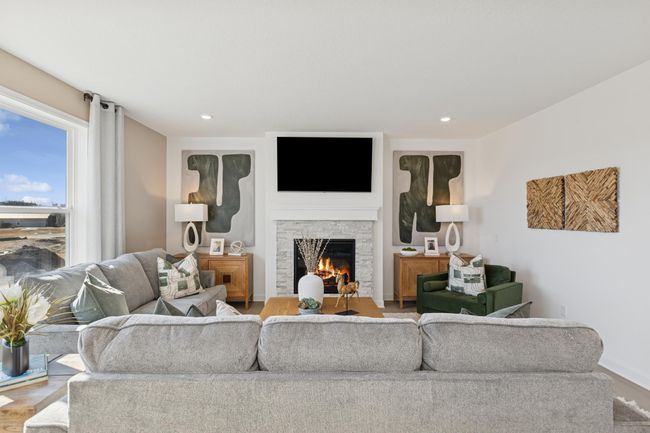 *Photo of model home, actual features may vary | Image 10