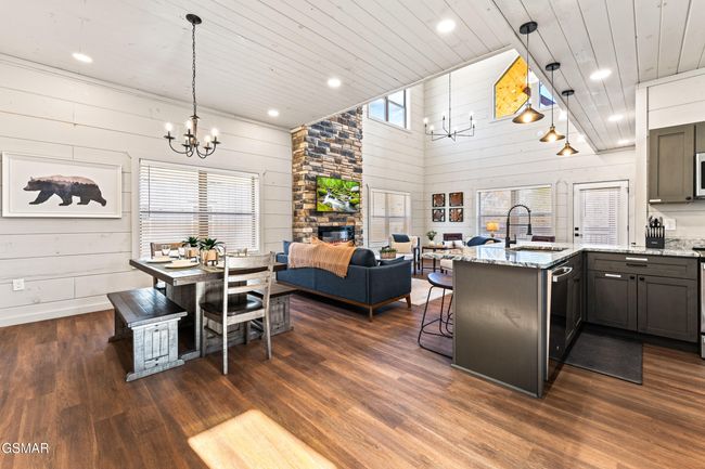 2848 Sequoia Rd, House other with 4 bedrooms, 5 bathrooms and null parking in Pigeon Forge TN | Image 11
