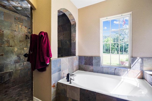 Separate walk in shower and soaking tub. | Image 30