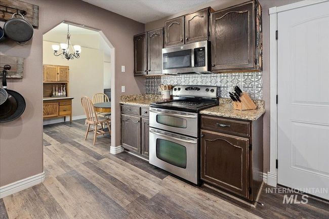 2123 E 3970 N, House other with 4 bedrooms, 3 bathrooms and 2 parking in Filer ID | Image 11
