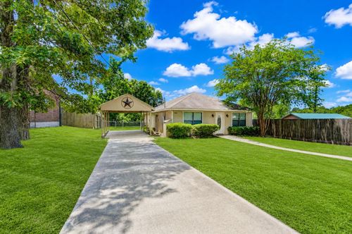 9550 Thousand Oaks Loop, Montgomery, TX, 77316-9158 | Card Image