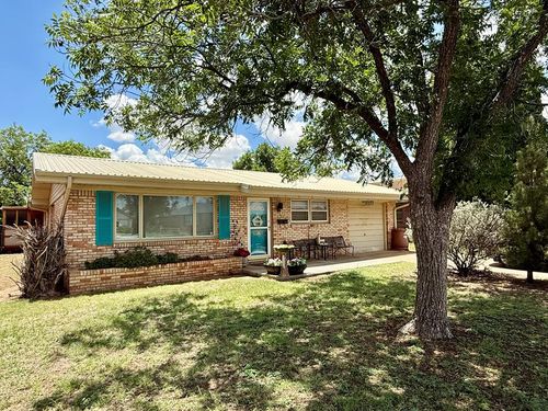 3217 W Ohio Ave, Midland, TX, 79701-6208 | Card Image